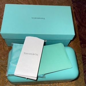 Tiffany box glasses